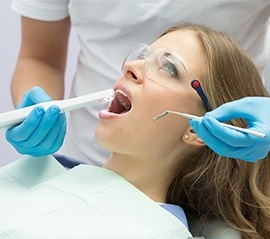 Woman receiving intraoral photos